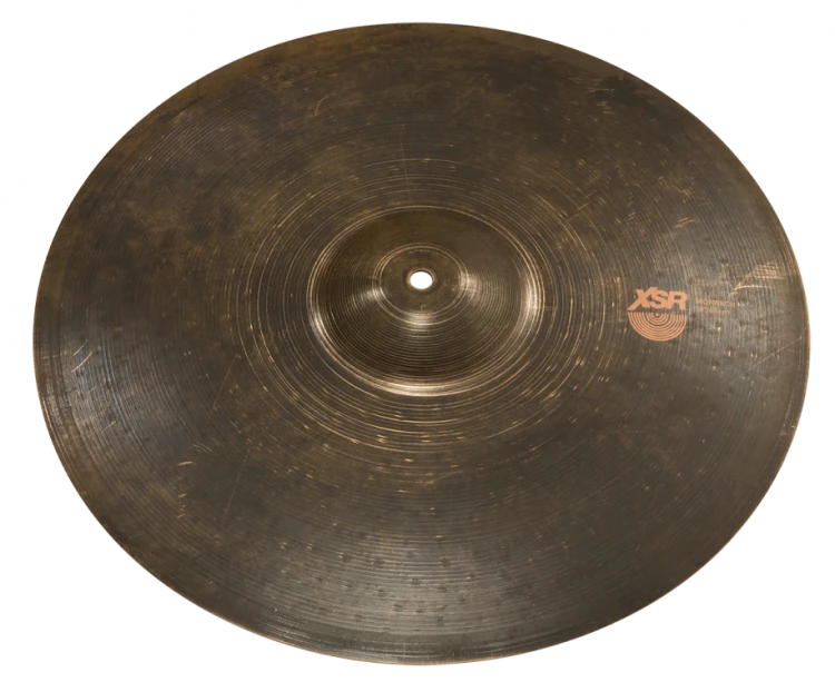 xsr1880m-18-inch-xsr-monarch_full (1).png